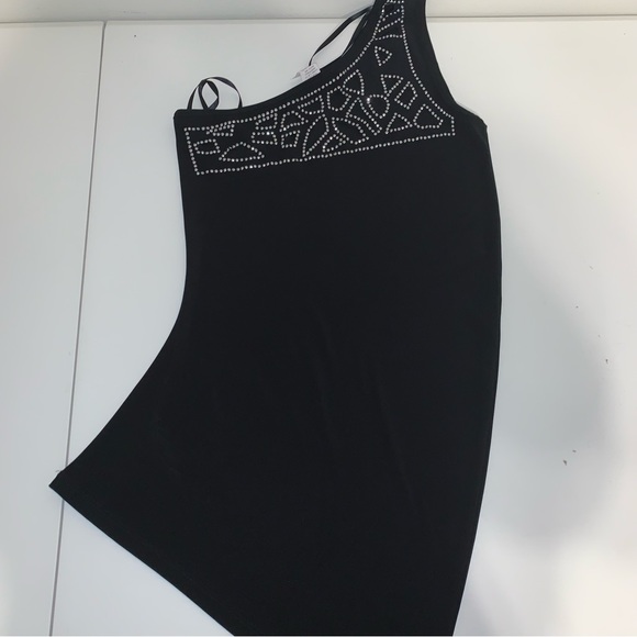 Venus Black One Shoulder Cut Out Asymmetrical Top Size Medium | item #285 - Picture 10 of 12